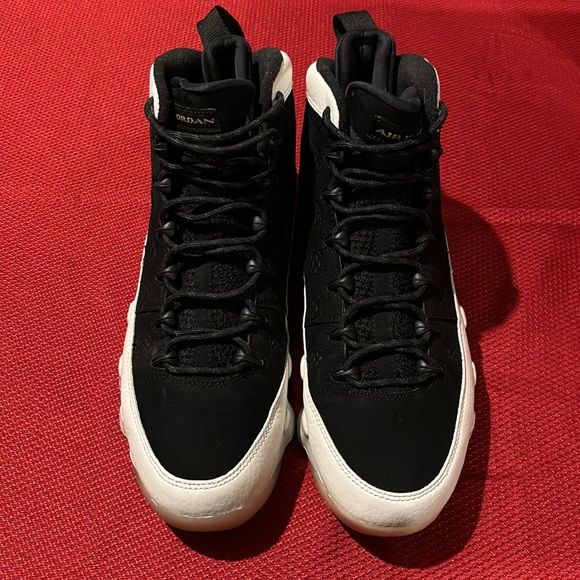 Air Jordan 9 Size 9.5 color Black and White - Picture 5 of 5